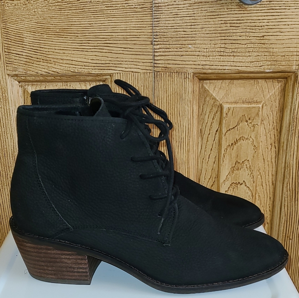 Lucky Brand Ankle bootie